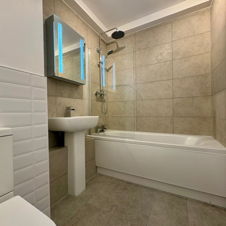 South Court, Putney SW15