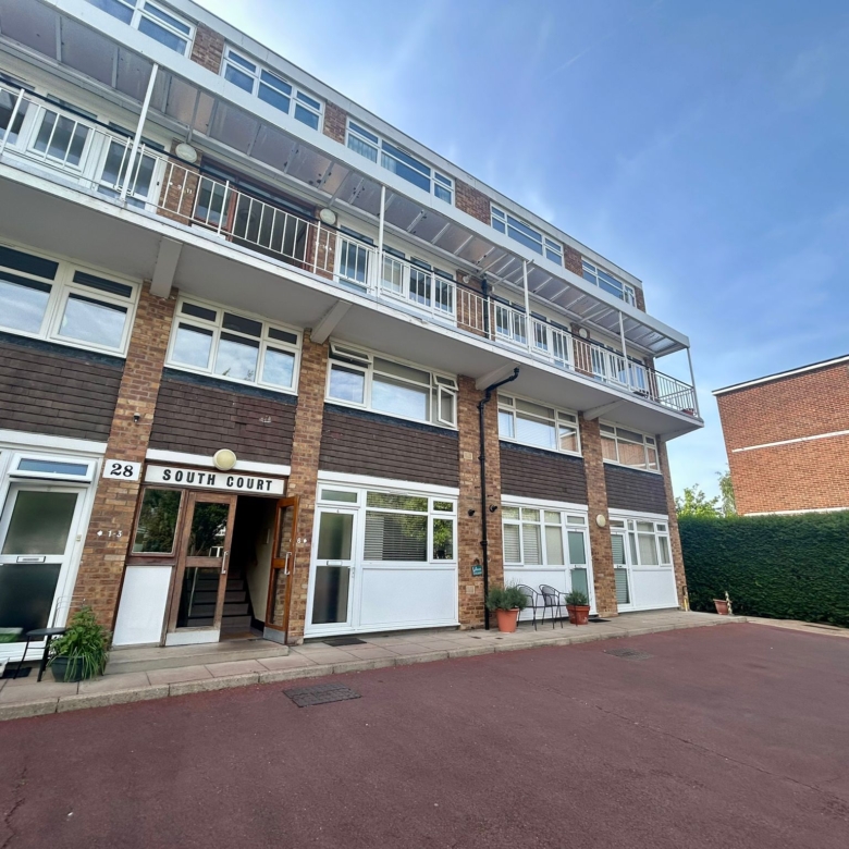 South Court, Putney SW15