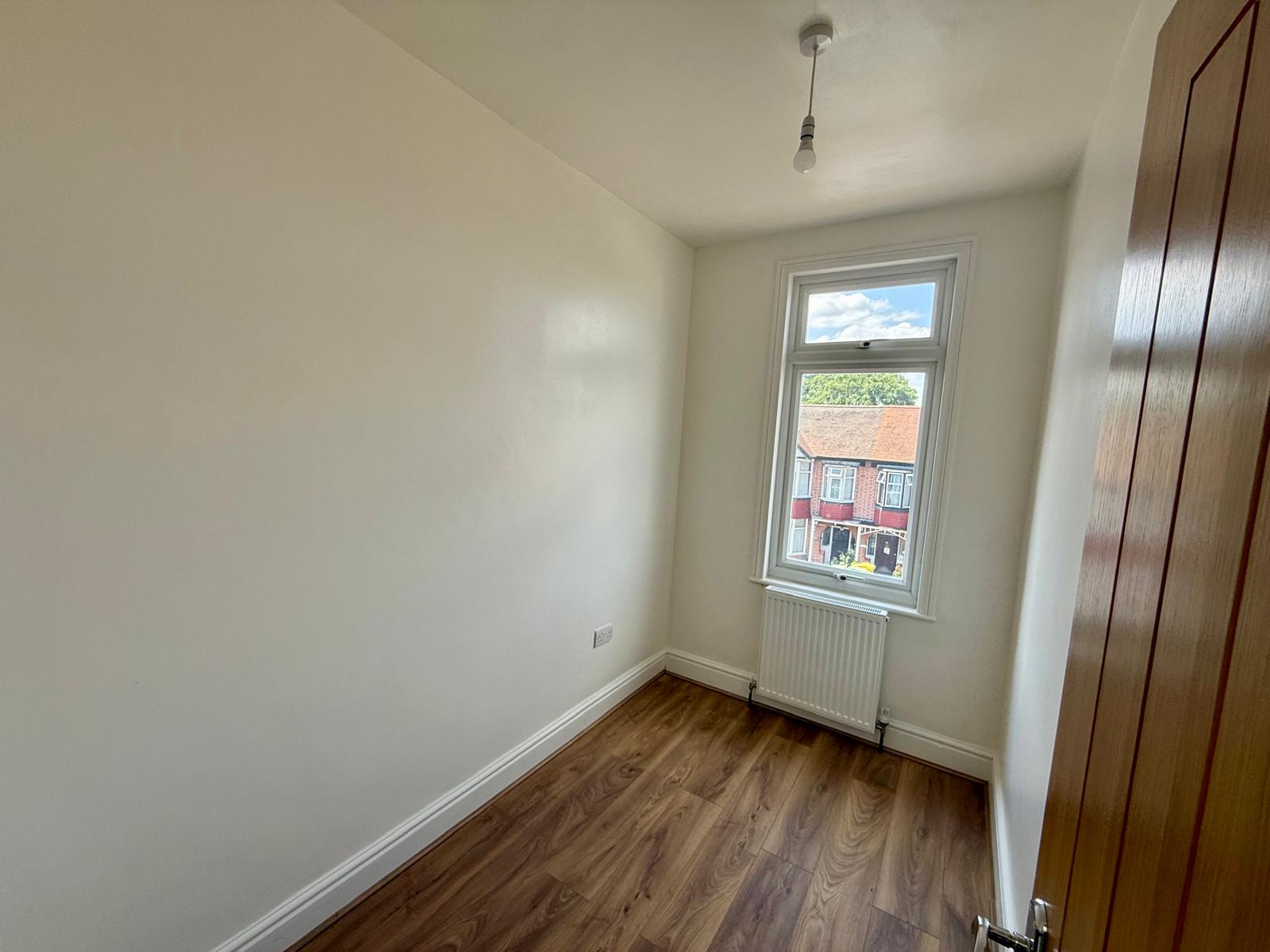 WhatsApp Image 2026-07-16 at 10.47.02 (1) Basildon Road, SE2