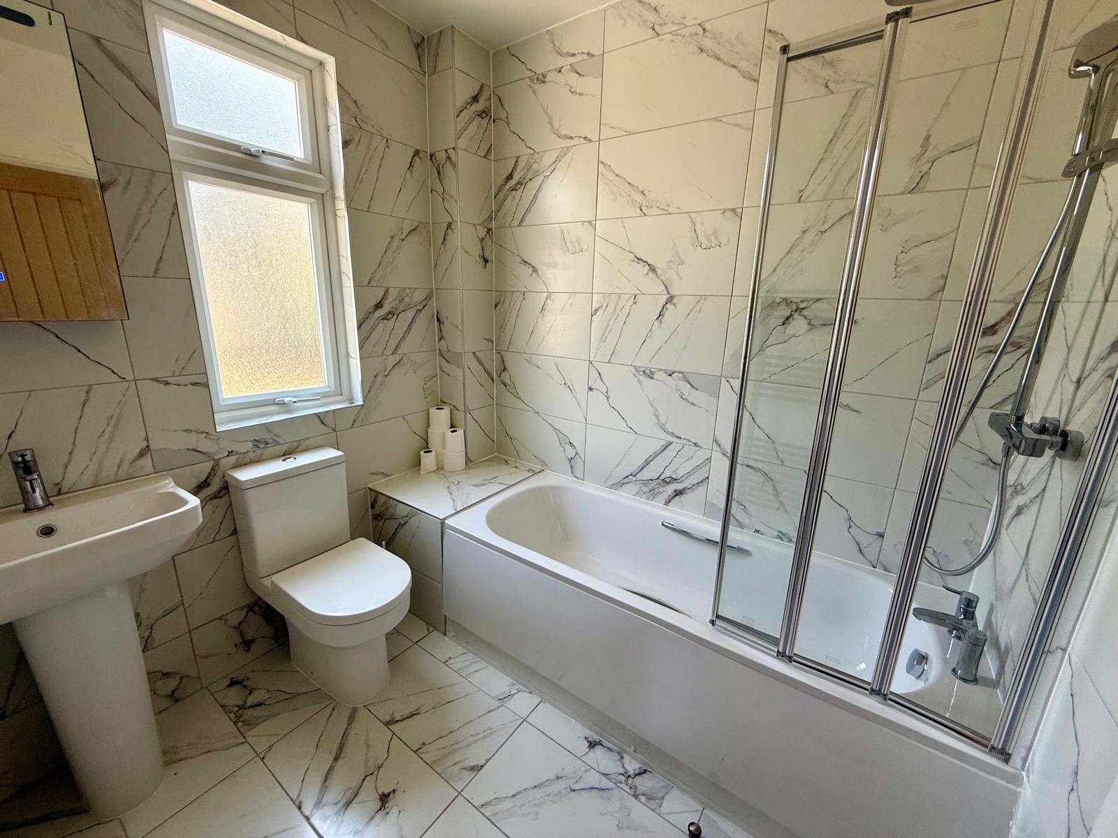 WhatsApp Image 2026-07-16 at 10.47.02 (6) Basildon Road, SE2