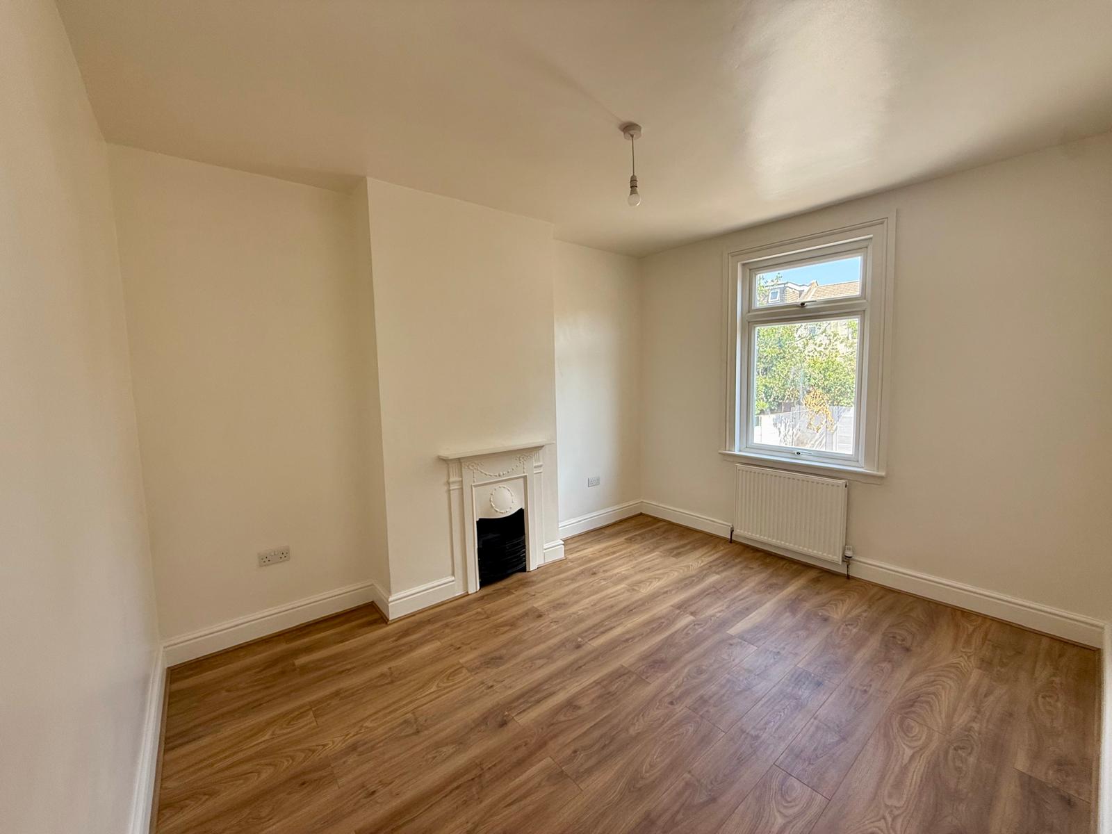 WhatsApp Image 2026-07-16 at 10.47.02 Basildon Road, SE2
